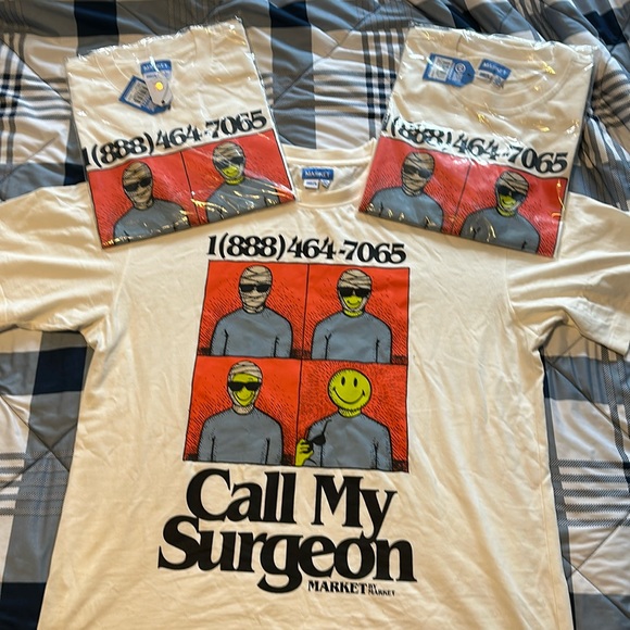 Market Smiley Call My Surgeon Tee 'Parchment' - Picture 2 of 5